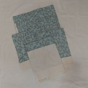 Reversible handmade valances